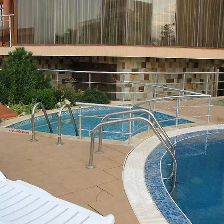 Apartment Studio 3 In Reny *